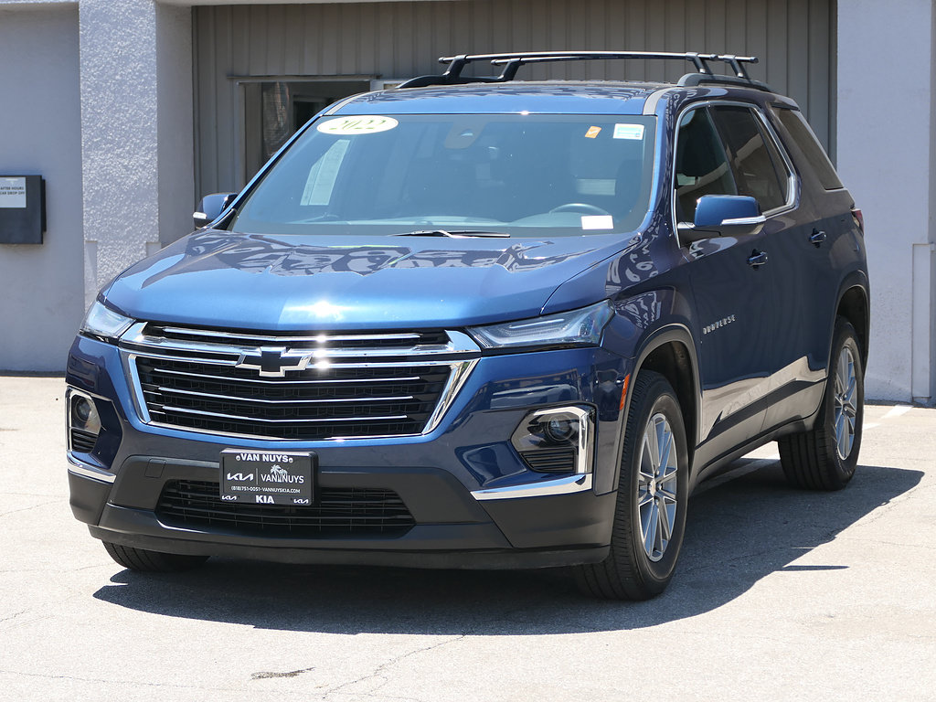 Used 2022 Chevrolet Traverse LT w/ LPO, Cargo Package FWD image 7