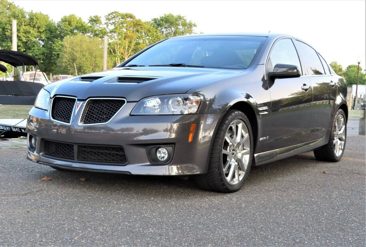 Used 2009 Pontiac G8 GXP RWD image 3