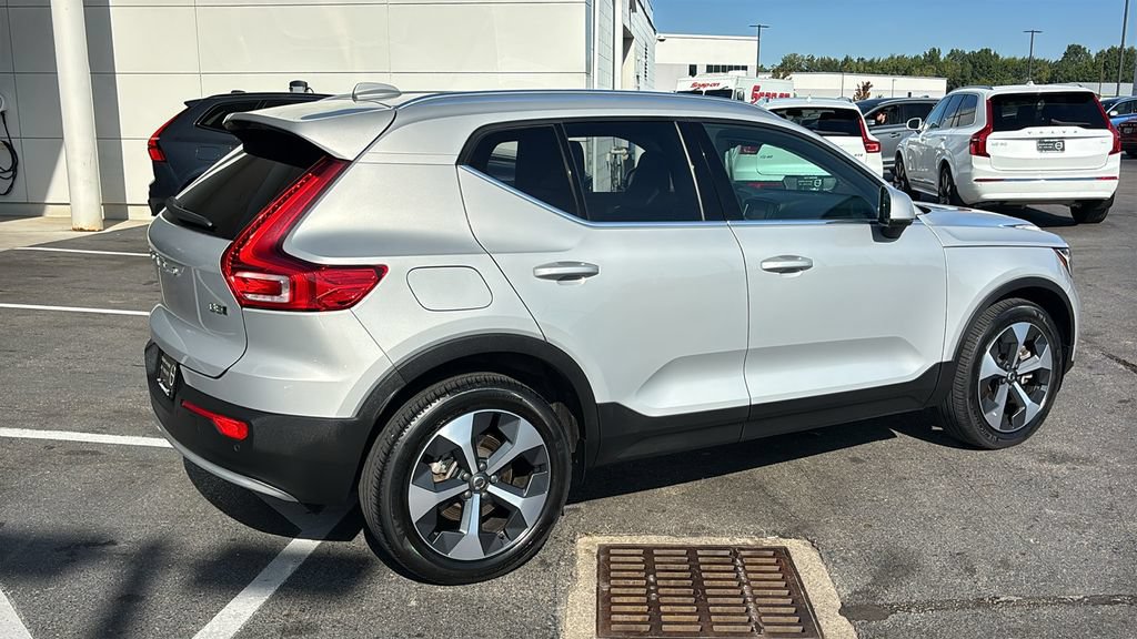 Certified 2024 Volvo XC40 B5 Core AWD/4WD image 27