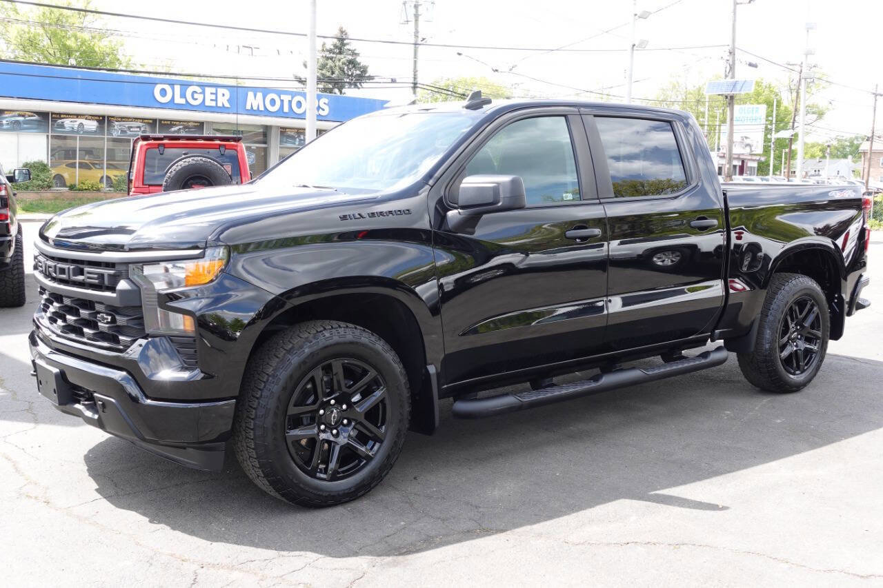 Used 2023 Chevrolet Silverado 1500 Custom w/ LPO, Dark Essentials Package AWD/4WD image 2