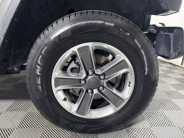Used 2021 Jeep Wrangler Unlimited Sahara image 10