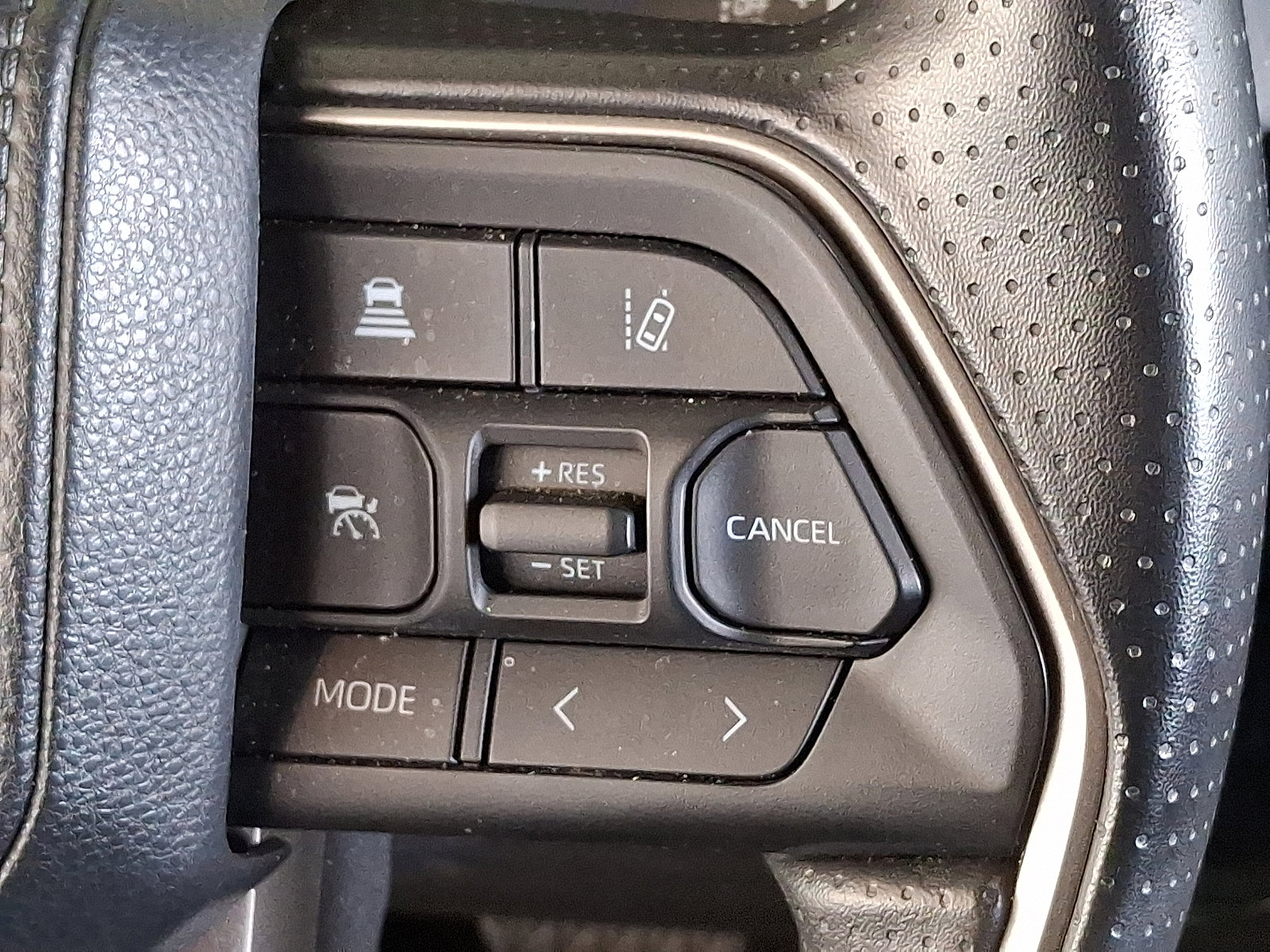Used 2025 Toyota Tundra SR5 AWD/4WD image 23