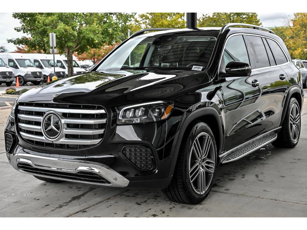 New 2026 Mercedes-Benz GLS 450 4MATIC image 3