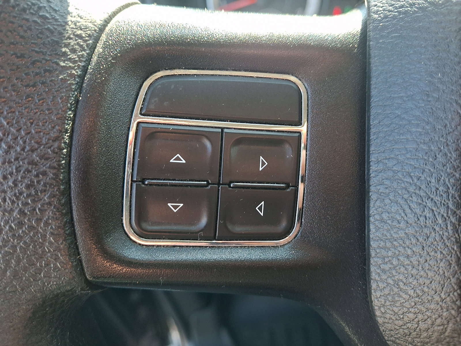 Used 2019 RAM 1500 Express image 20