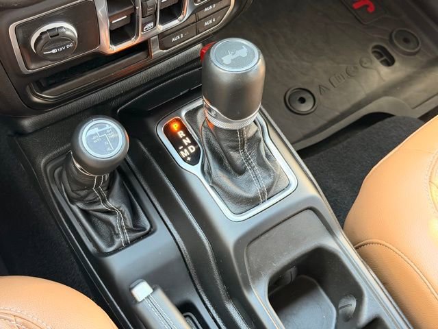 Used 2023 Jeep Wrangler Unlimited Sahara w/ Cold Weather Group image 34