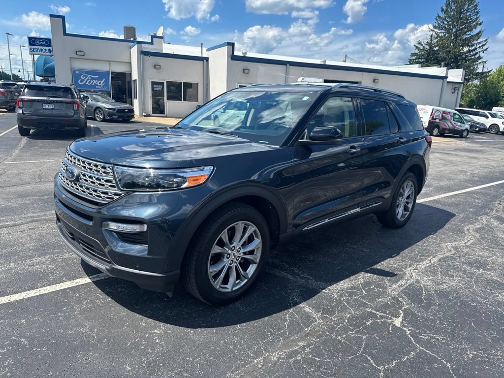 Used 2023 Ford Explorer Limited w/ Equipment Group 301A AWD/4WD image 8