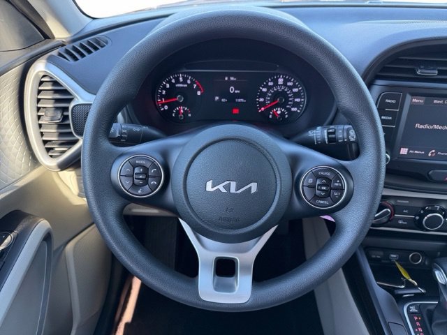 Used 2022 Kia Soul LX FWD image 10