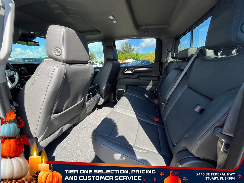 Used 2025 GMC Sierra 1500 Elevation w/ Elevation Premium Package image 12