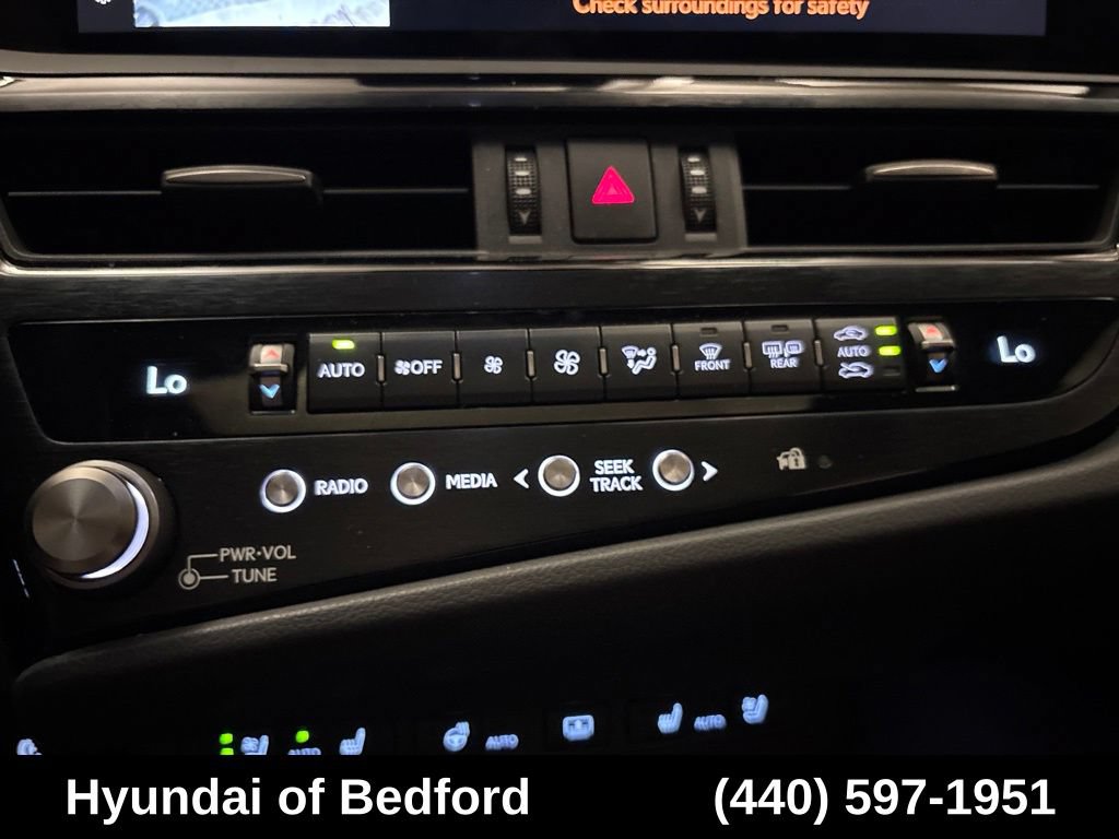 Used 2024 Lexus ES 350 F Sport w/ Accessory Package (Z2) FWD image 22