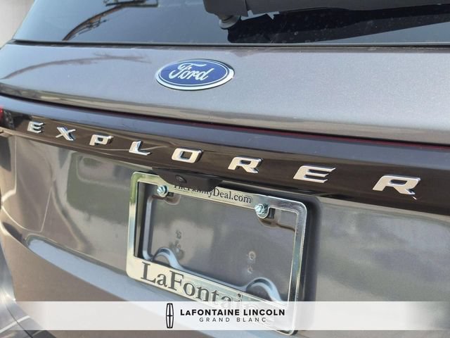Used 2025 Ford Explorer Active w/ Active Comfort Package AWD/4WD image 10