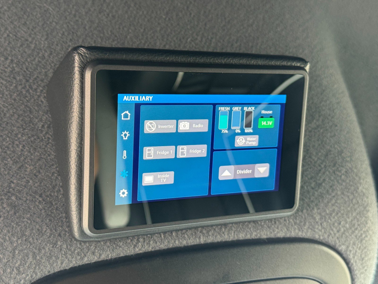 Used 2023 Mercedes-Benz Sprinter 3500 image 38