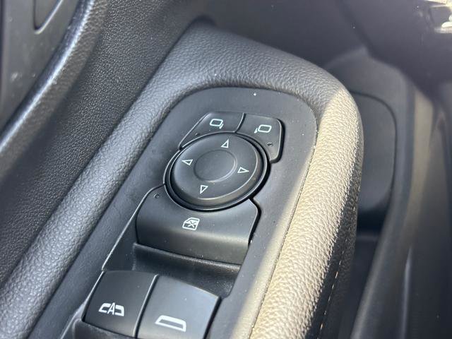 Used 2019 GMC Terrain SLT image 25