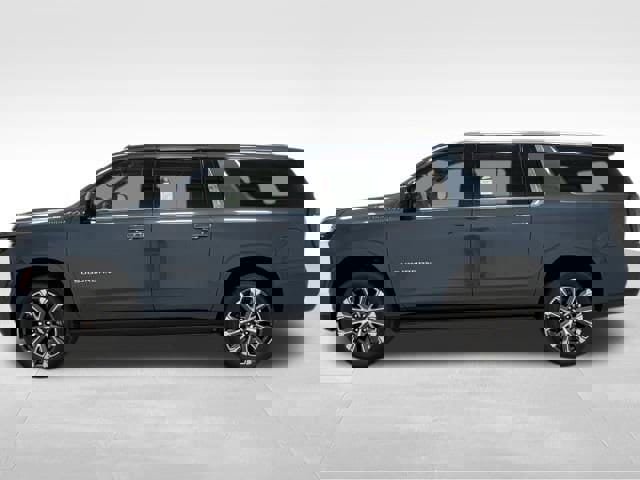 New 2026 Chevrolet Suburban High Country AWD/4WD image 4