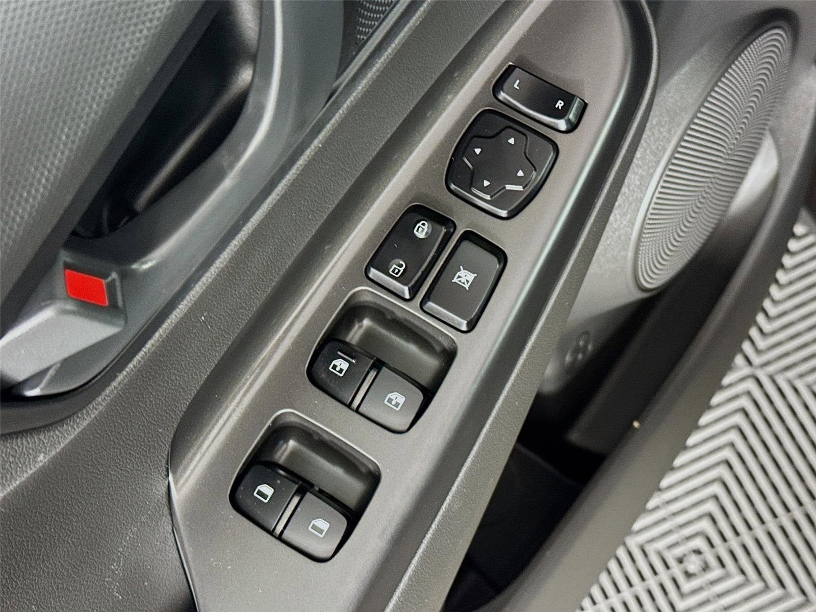 Certified 2023 Hyundai Kona SEL FWD image 18