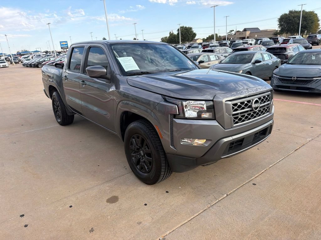 Used 2022 Nissan Frontier SV RWD image 7