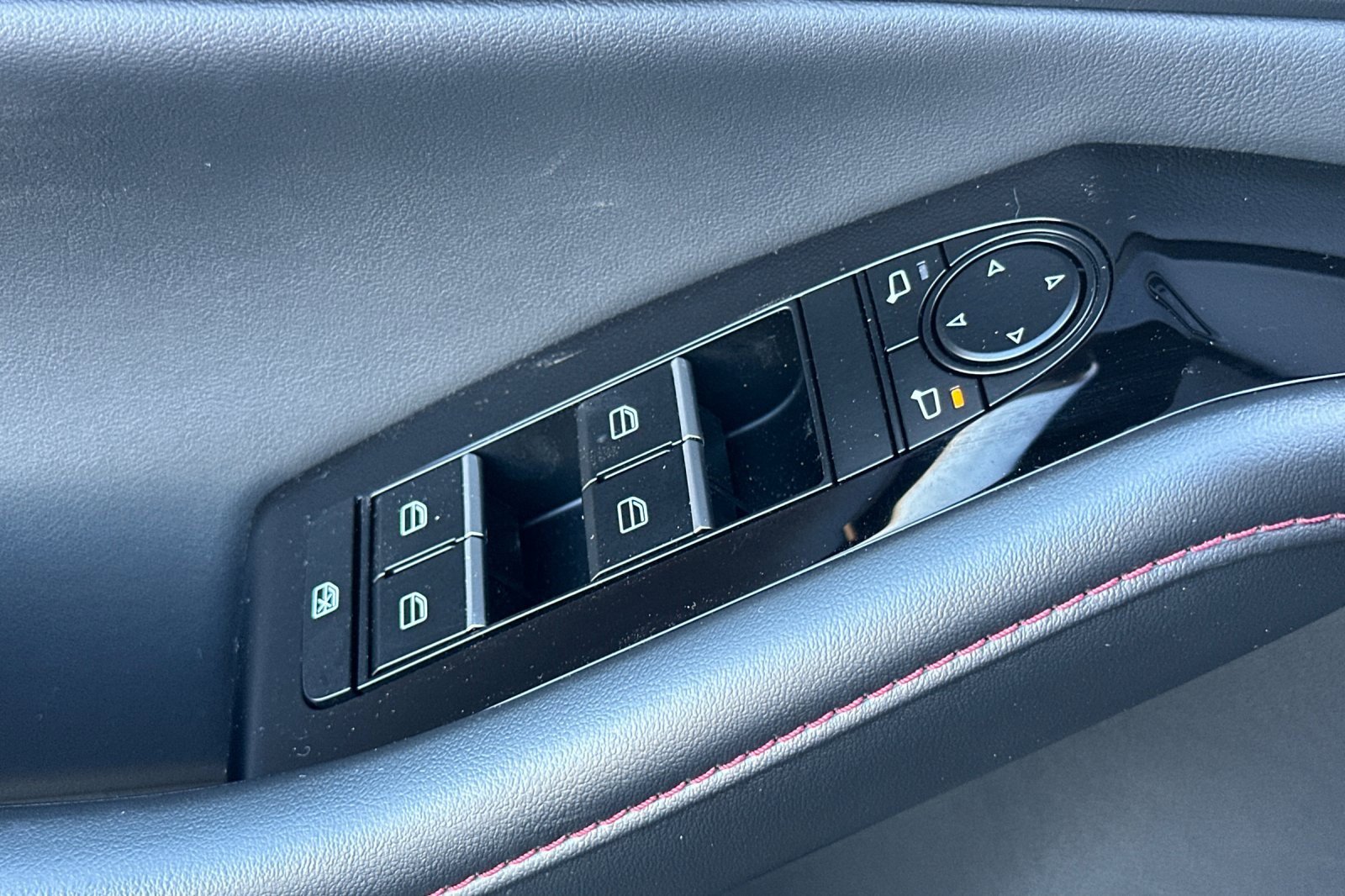 Used 2025 MAZDA CX-30 AWD 2.5 S w/ Preferred Package image 28