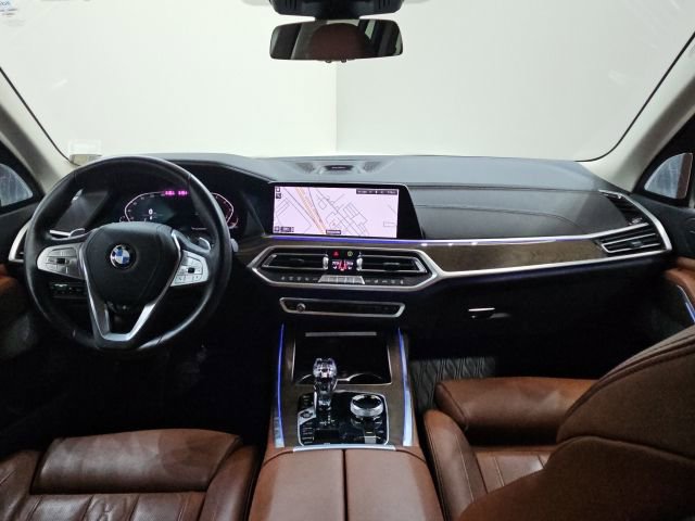 Used 2019 BMW X7 xDrive50i w/ Dynamic Handling Package image 12