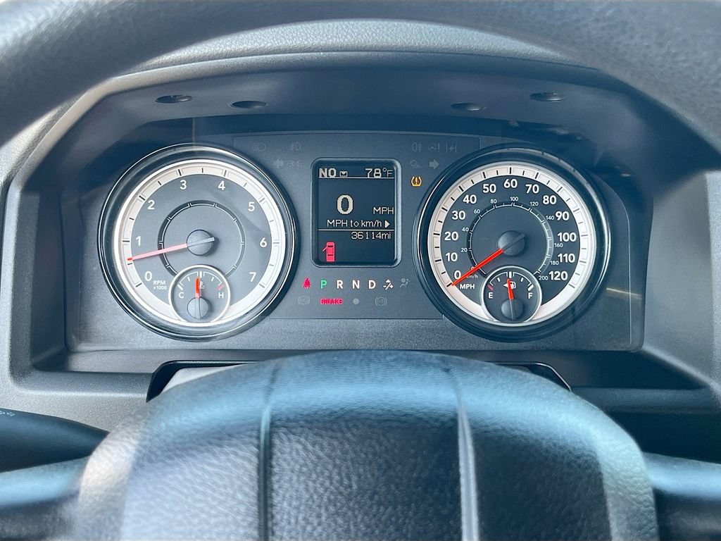 Used 2019 RAM 1500 Classic SLT AWD/4WD image 12