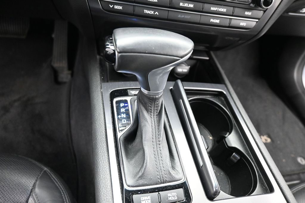 Used 2018 Genesis G80 3.8 RWD image 22