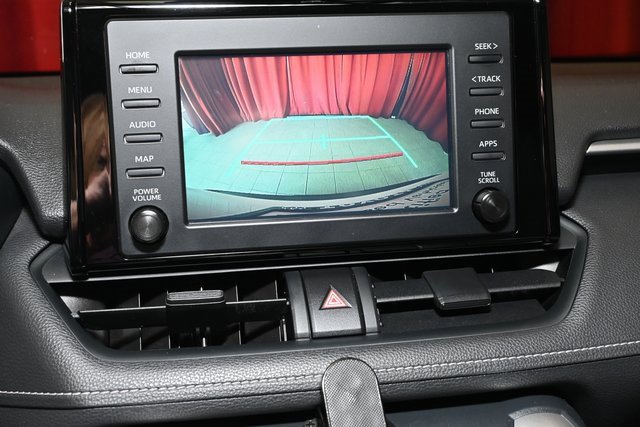 Certified 2019 Toyota RAV4 XLE image 17