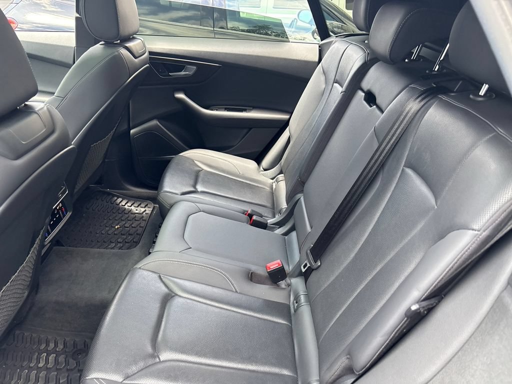Used 2020 Audi Q8 Premium Plus w/ Premium Plus Package AWD/4WD image 9