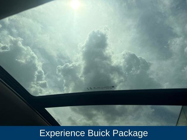 Used 2023 Buick Encore GX Essence w/ Experience Buick Package FWD image 16