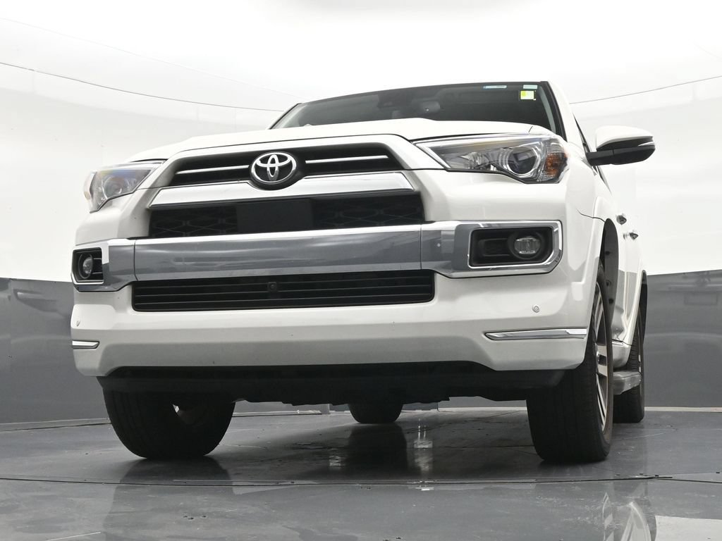 Used 2023 Toyota 4Runner Limited AWD/4WD image 30