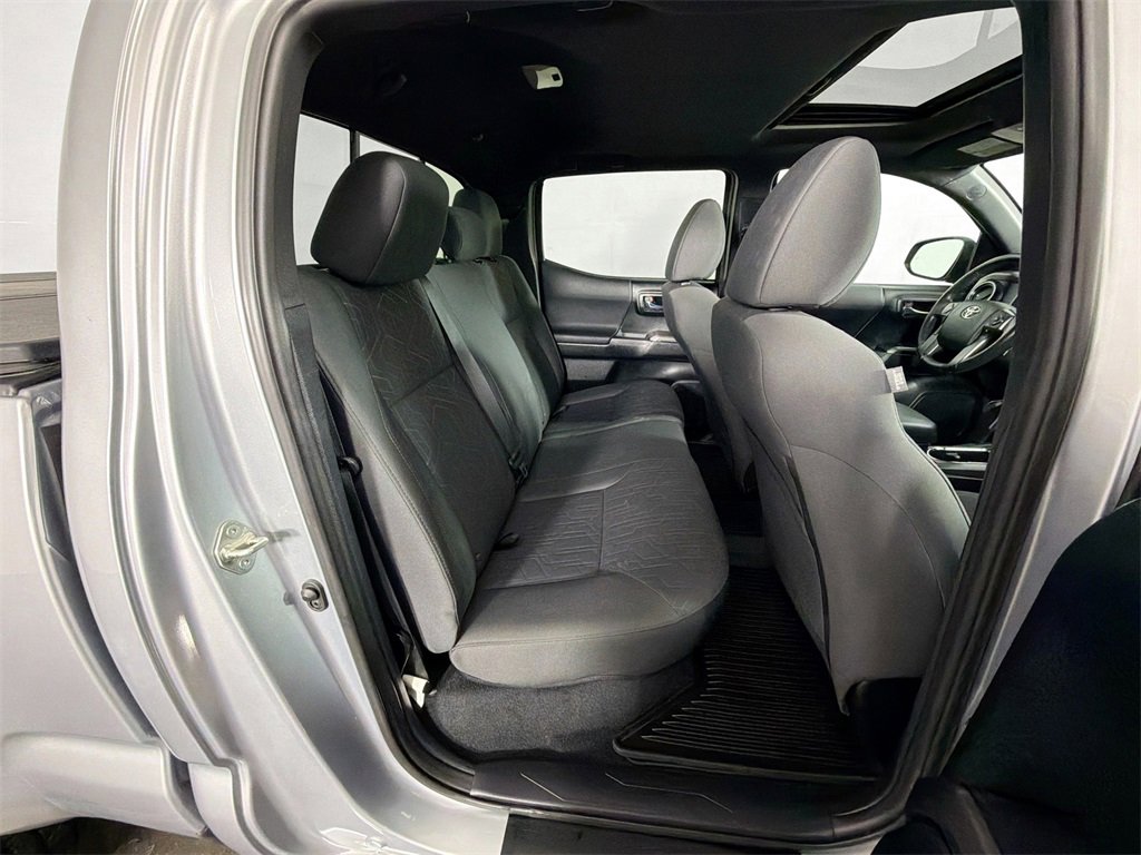 Used 2017 Toyota Tacoma SR5 image 27