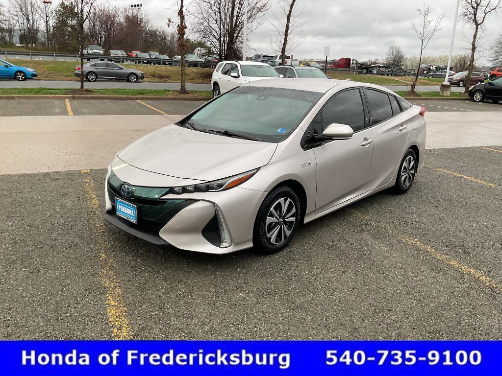 Used 2019 Toyota Prius Prime Plus FWD image 2