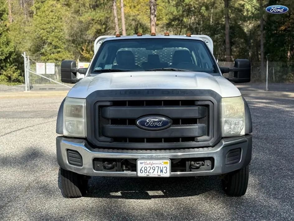 Used 2013 Ford F550 176  W.B. 4D w/ Payload Upgrade Pkg image 3