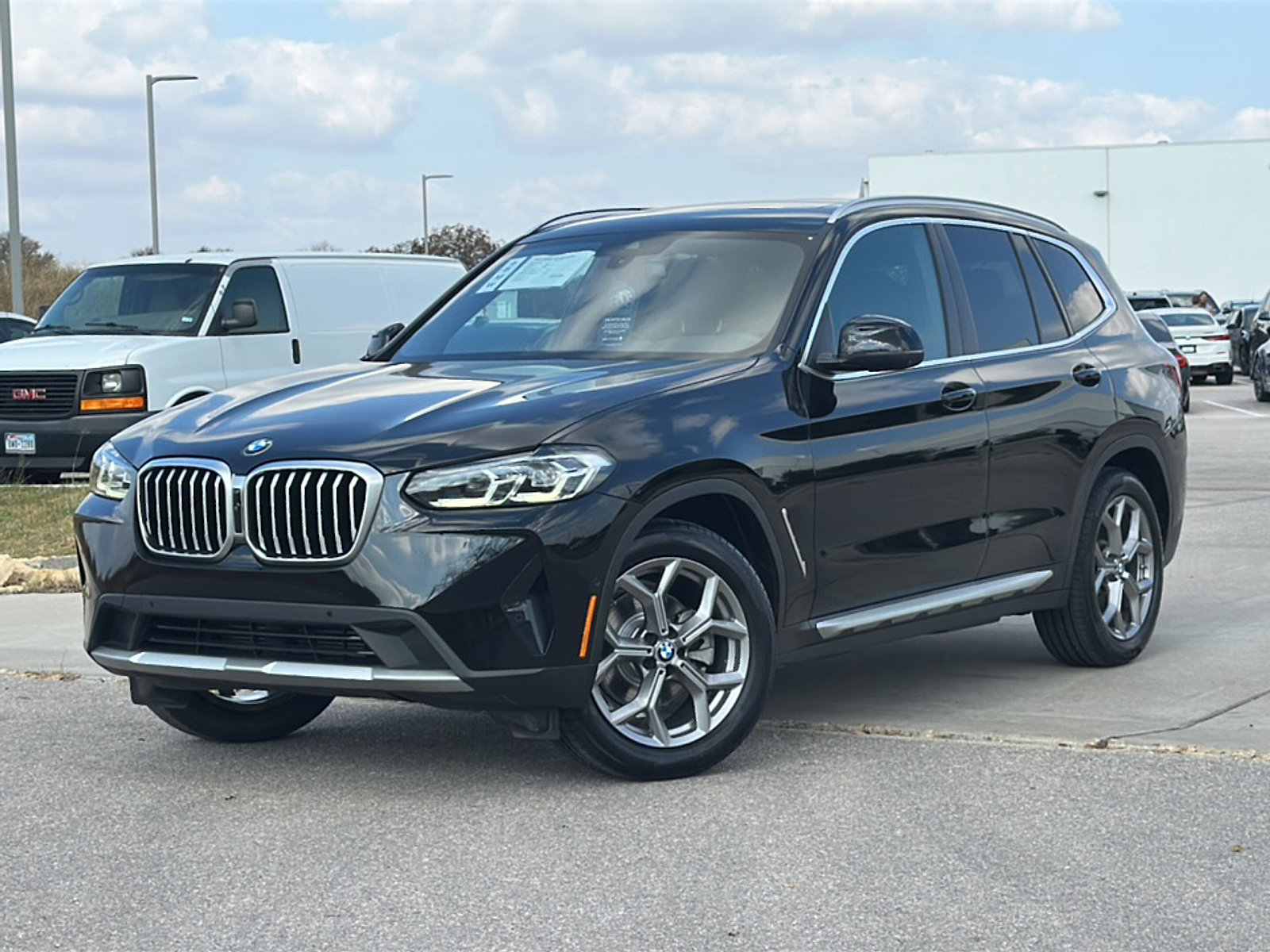 Certified 2023 BMW X3 xDrive30i w/ Premium Package image 2
