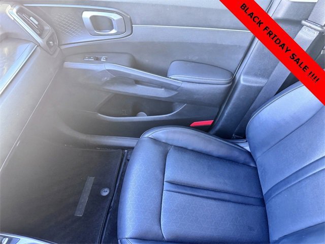 Used 2021 Kia Sorento S image 20