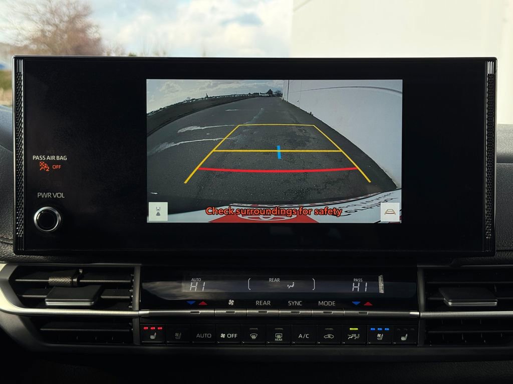 Certified 2025 Toyota Sienna Limited AWD/4WD image 20
