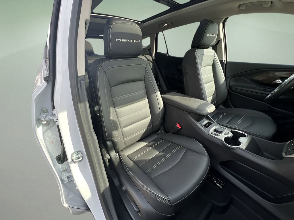 Certified 2024 GMC Terrain Denali w/ Denali Premium Package image 29