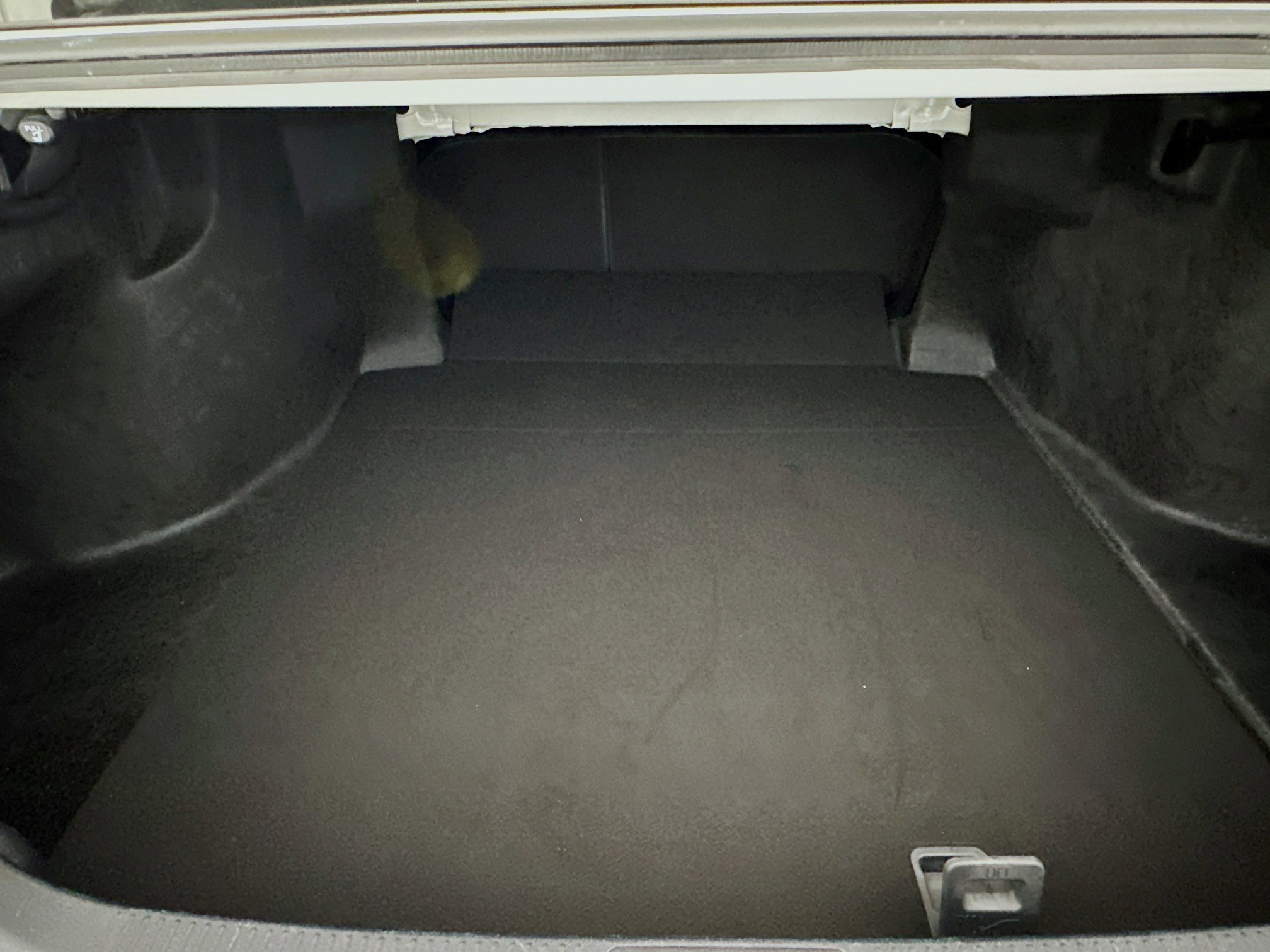 Used 2024 Toyota Camry SE w/ Convenience Package FWD image 31