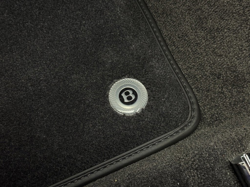 New 2026 Bentley Flying Spur Plug-In Hybrid image 71