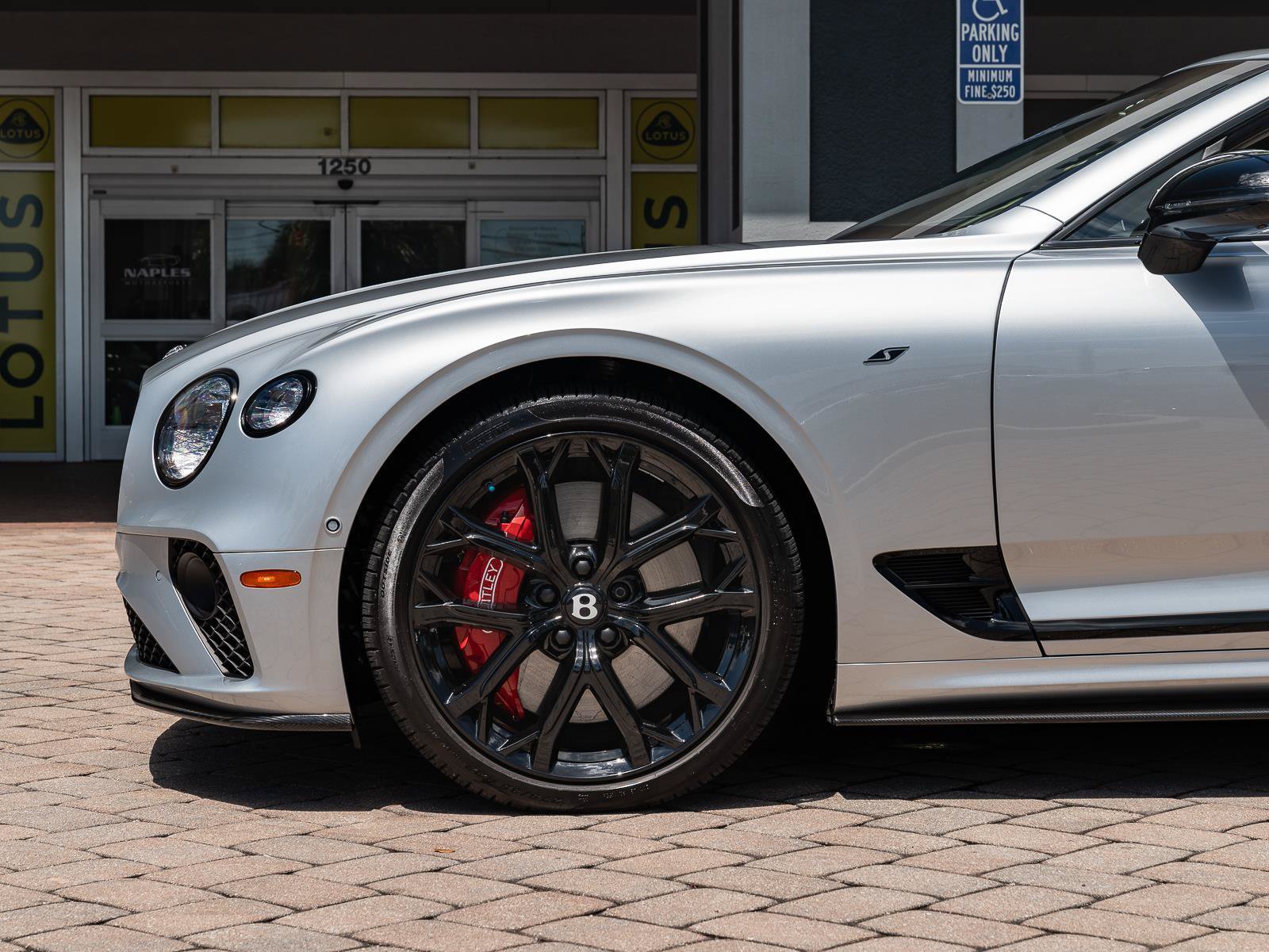 Used 2023 Bentley Continental GT Mulliner AWD/4WD image 38
