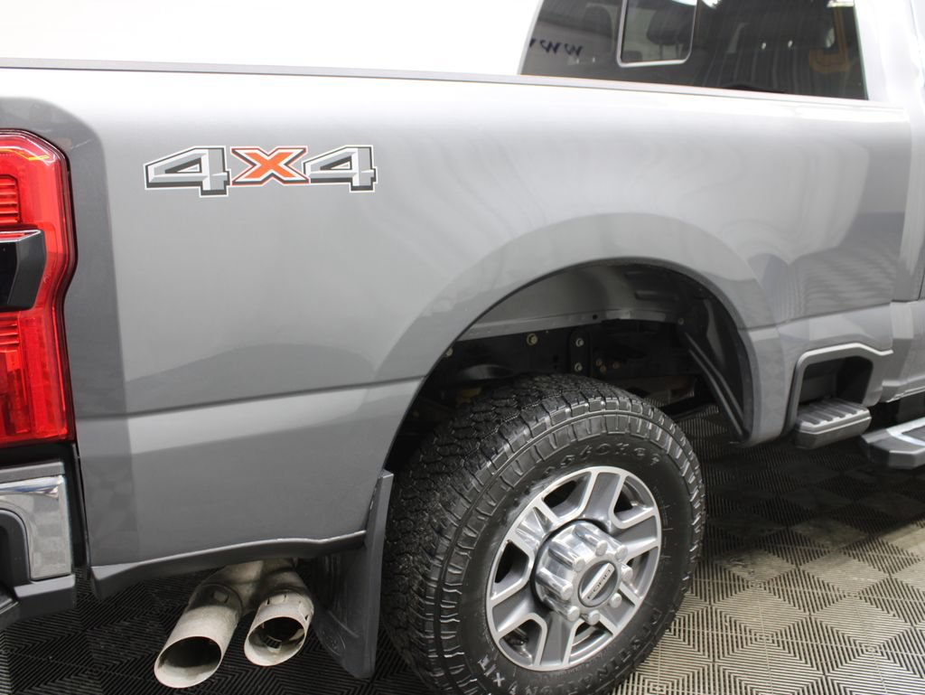 Used 2024 Ford F350 Lariat AWD/4WD image 46
