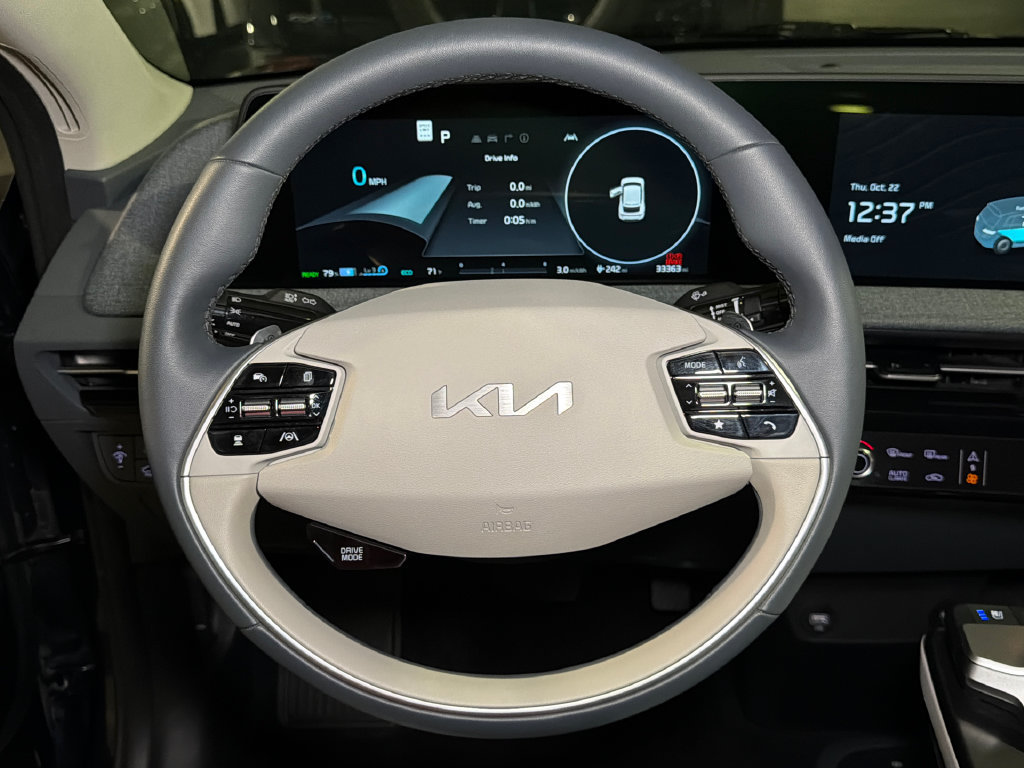 Certified 2023 Kia EV6 Wind w/ Wind Technology Package AWD/4WD image 29