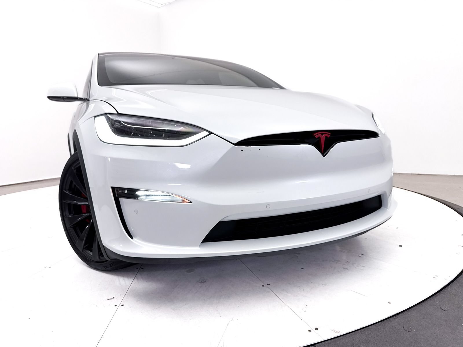 Used 2022 Tesla Model X Plaid AWD/4WD image 7