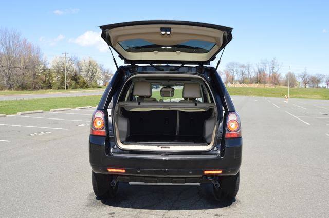 Used 2013 Land Rover LR2 HSE AWD/4WD image 68