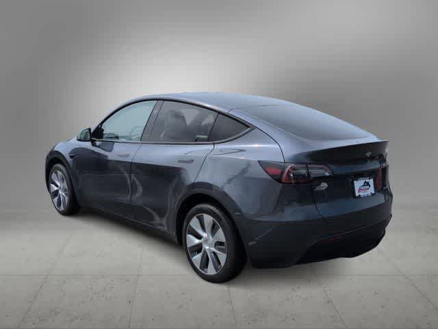 Used 2023 Tesla Model Y Long Range AWD/4WD image 6