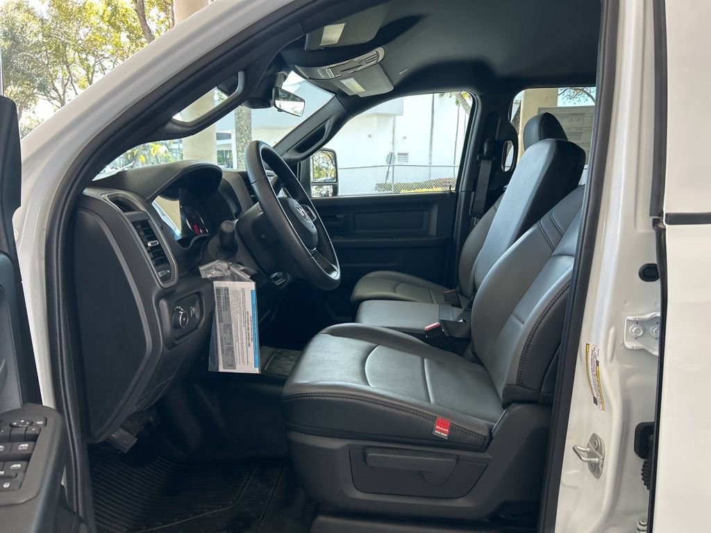 Used 2025 RAM 5500 Tradesman AWD/4WD image 6