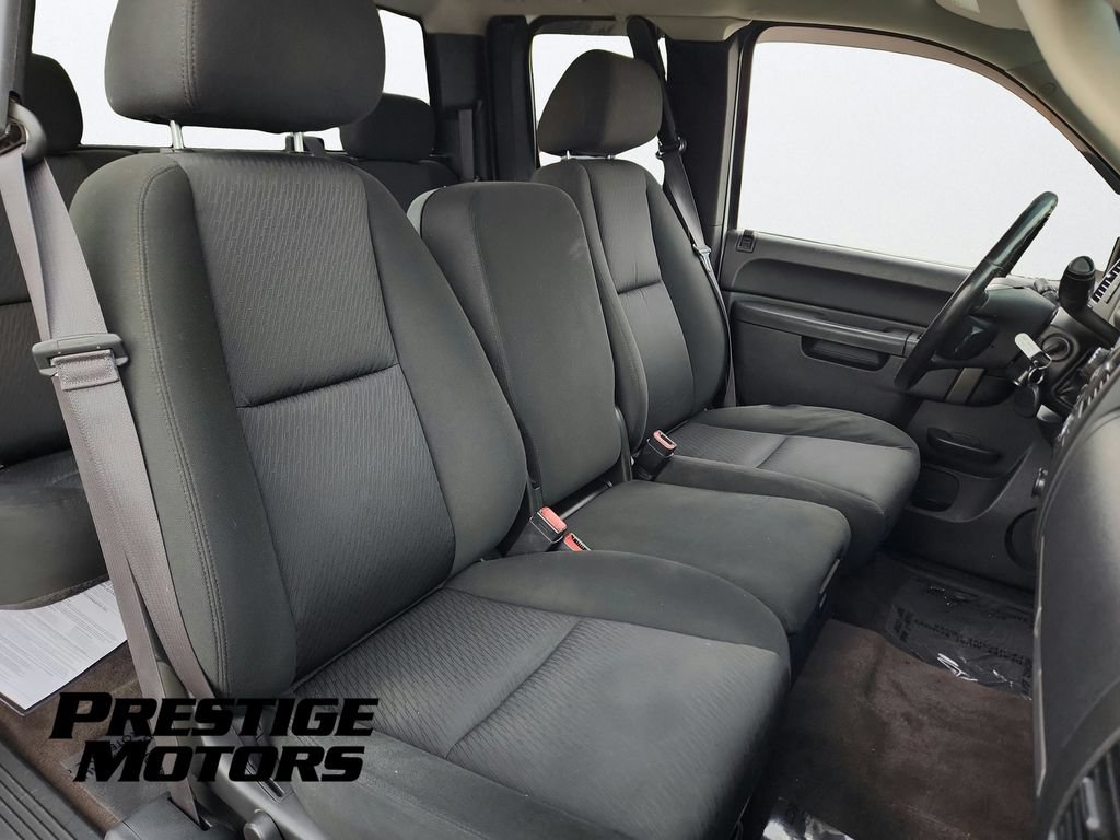 Used 2013 Chevrolet Silverado 2500 LT w/ Interior Plus Package AWD/4WD image 20