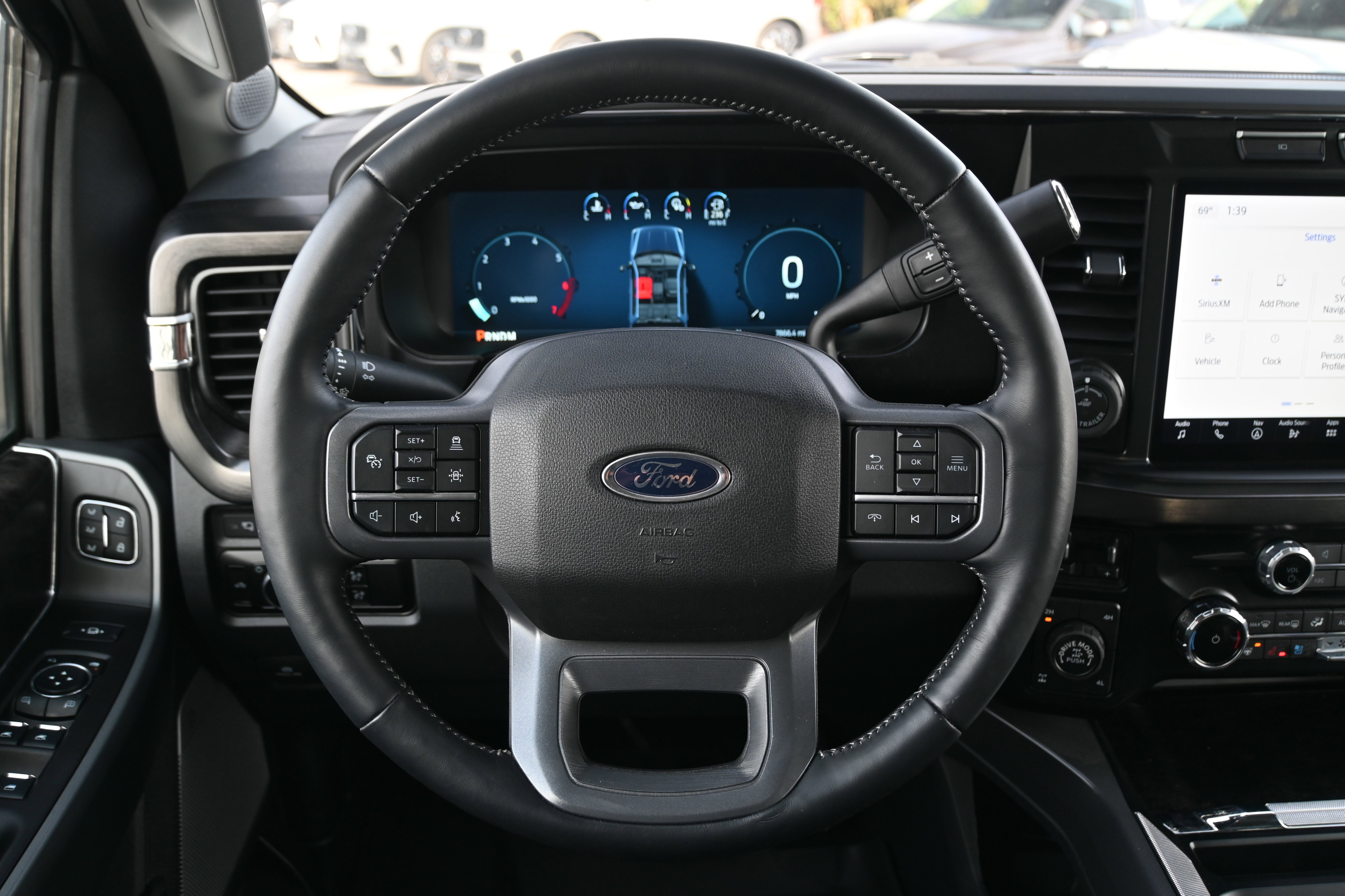 Used 2024 Ford F250 Lariat w/ Lariat Ultimate Package image 18