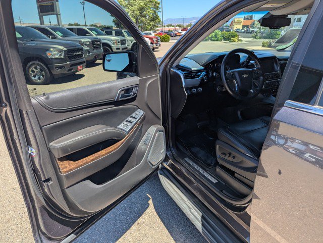 Used 2015 Chevrolet Suburban LT AWD/4WD image 8