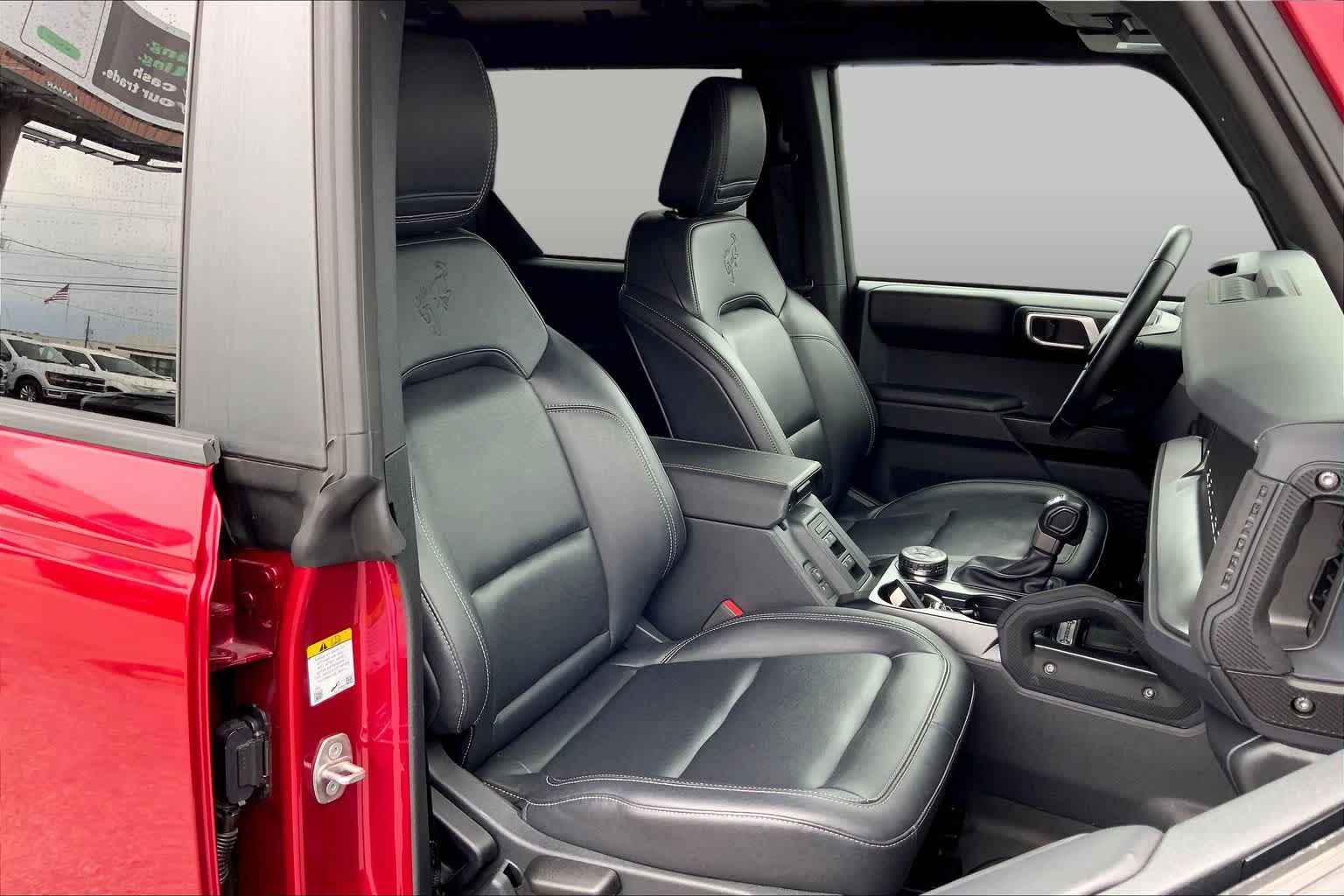 Certified 2025 Ford Bronco Badlands AWD/4WD image 9