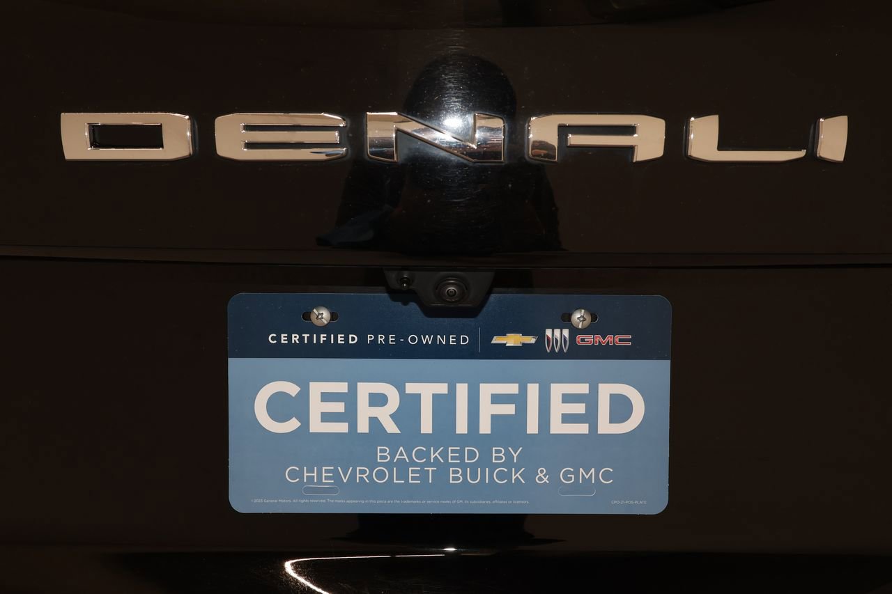 Certified 2025 GMC Yukon Denali image 38
