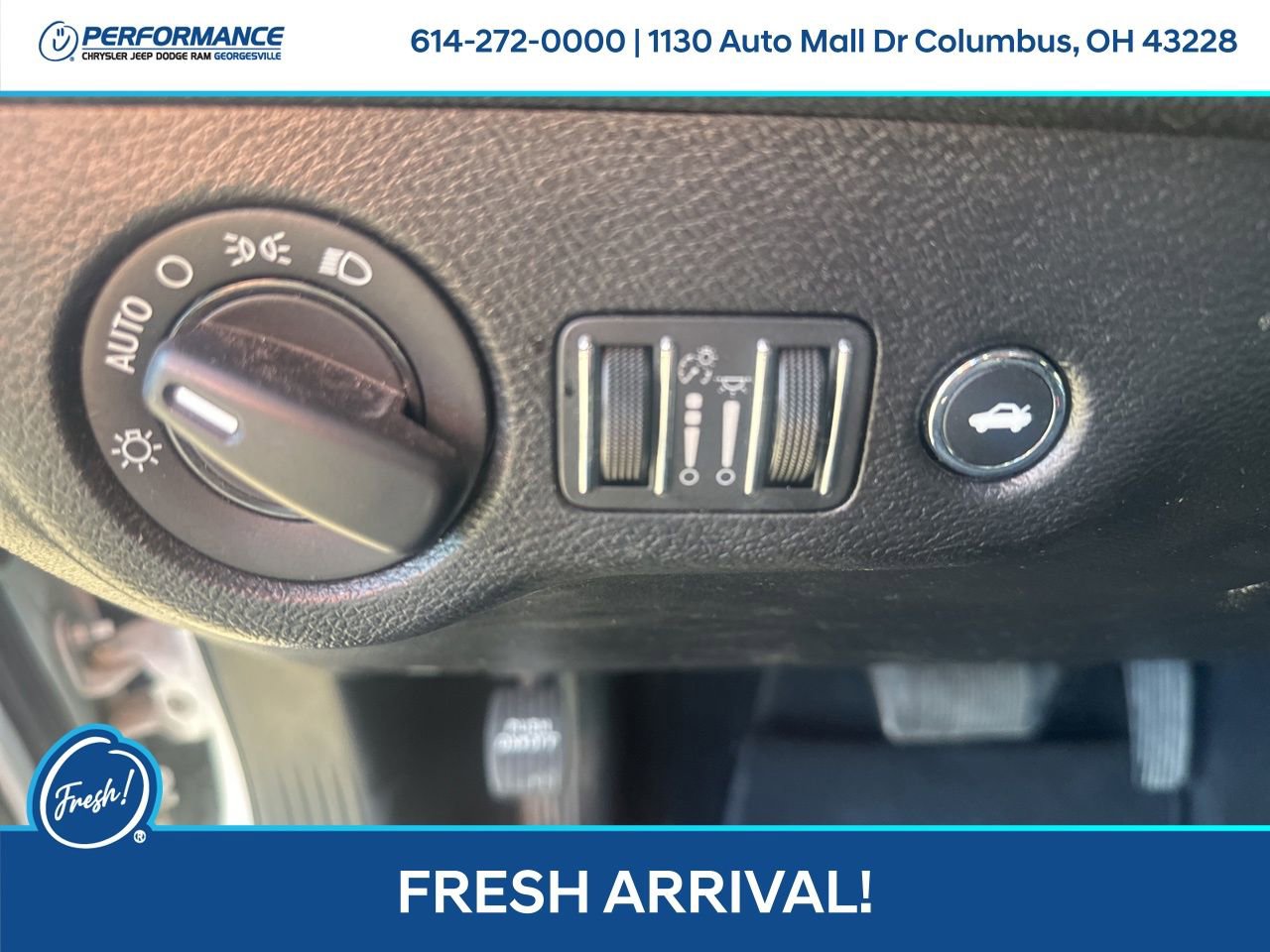 Used 2023 Dodge Challenger SXT image 16