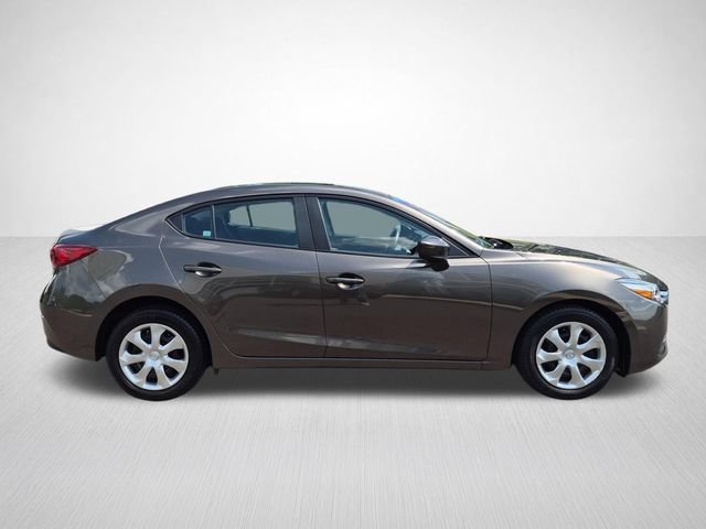 Used 2017 MAZDA MAZDA3 Sport FWD image 11